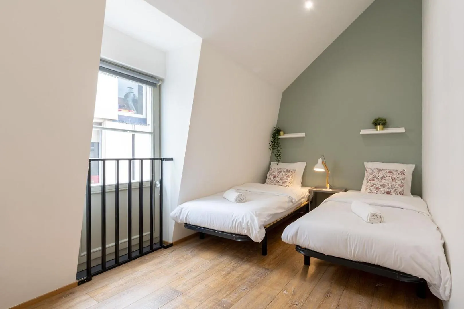 Old Lille - Beautiful House 3 Bdrms 6Pers. Apartment